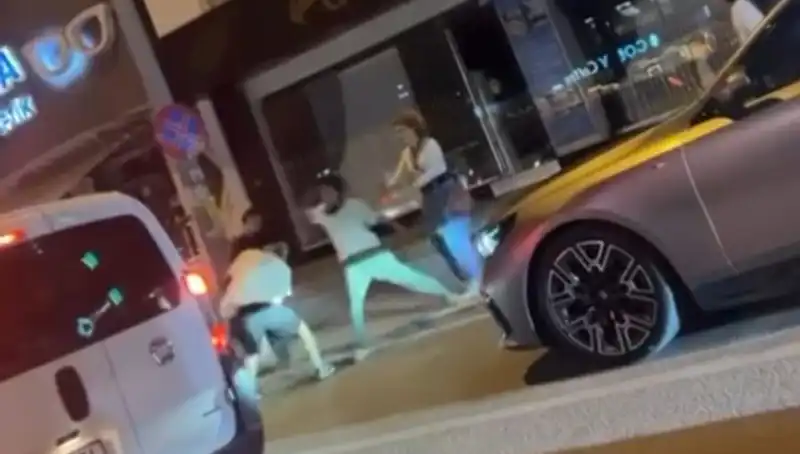 Cadde Boks Ringine Döndü: Sokaklarda Tarz Savaşları