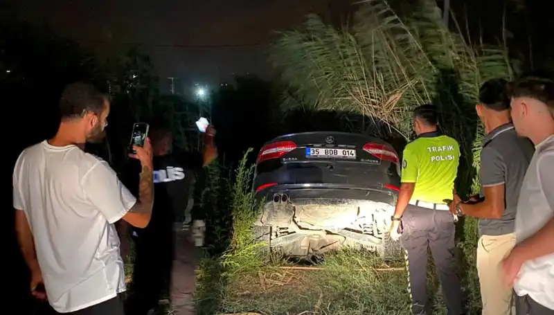 Trafik Magandası Dur İhtarıyla Kaçarken Dere Yatağına Düştü
