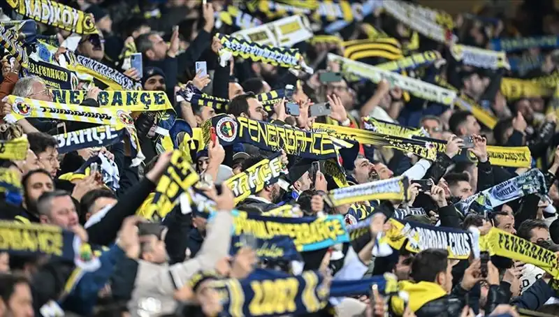 Fenerbahçe Kombine Fiyatları Belirlendi: Taraftarları Neler Bekliyor?