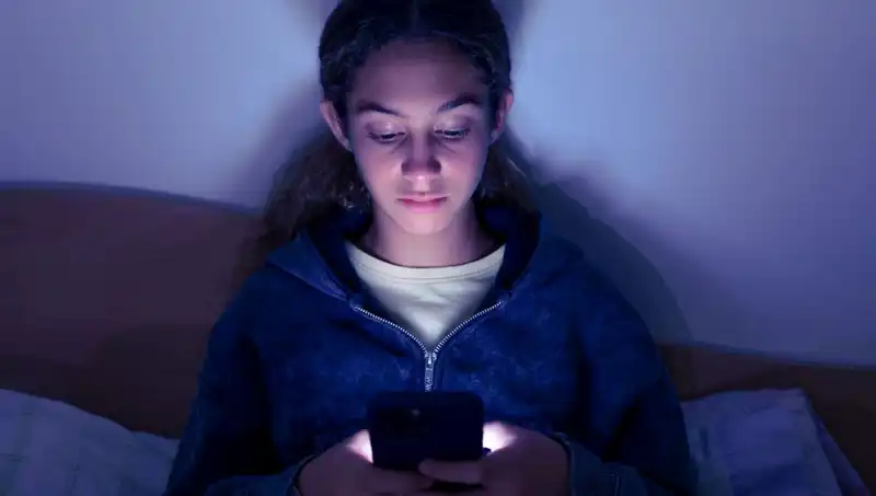 Sosyal Medyada Gençlerin Peşinden Koştuğu Tehlikeli Trend: Havalı Görünme Arzusu