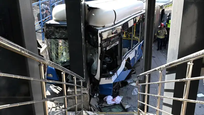 Ankara’da Belediye Otobüsü Kazası: 27 Yaralıdan Biri Ağır