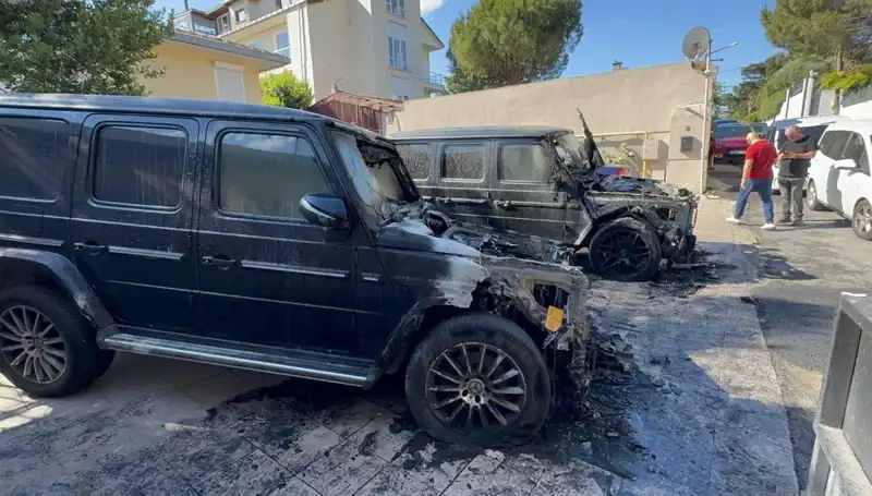 İş İnsanlarının 30 Milyon Liralık Cipleri Alev Alev Yandı: İşte O Anlar!