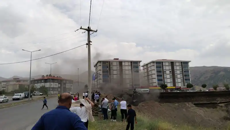 Bitlis'te Doğalgaz Hattında Patlama: Can ve Mal Kaybı Olmadı mı?