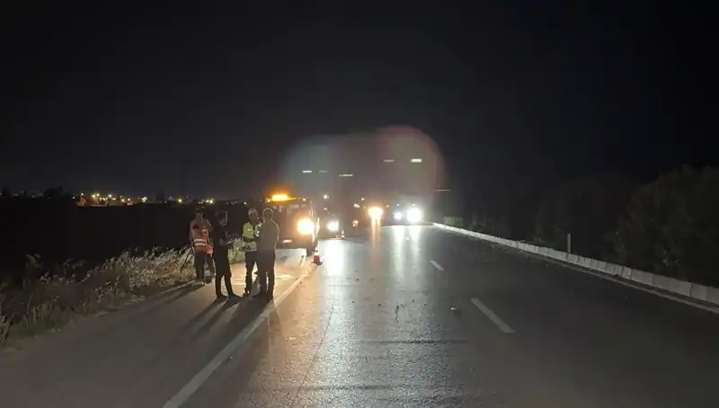 Adana’da Üç Araçlı Zincirleme Trafik Kazası: Olayı ve Detayları Öğrenin