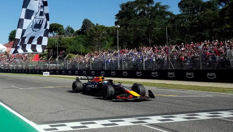 Formula 1'in Büyüleyici Dünyasına Monako Ayrıcalıklarıyla Adım Atıyoruz