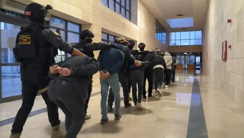 47 İlde DAEŞ Operasyonu: Şok Edici 298 Şüpheli Yakalandı