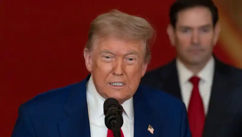 Trump, İran Nükleer Çalışmalarına 30 Milyar Dolar Yardımı Sert Bir Şekilde Eleştirdi