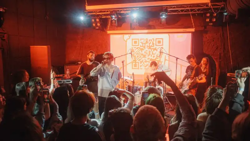 Savaş Ortamında Yaşam: Saldırı ve Konser Aynı Şehirde Gerçekleşti