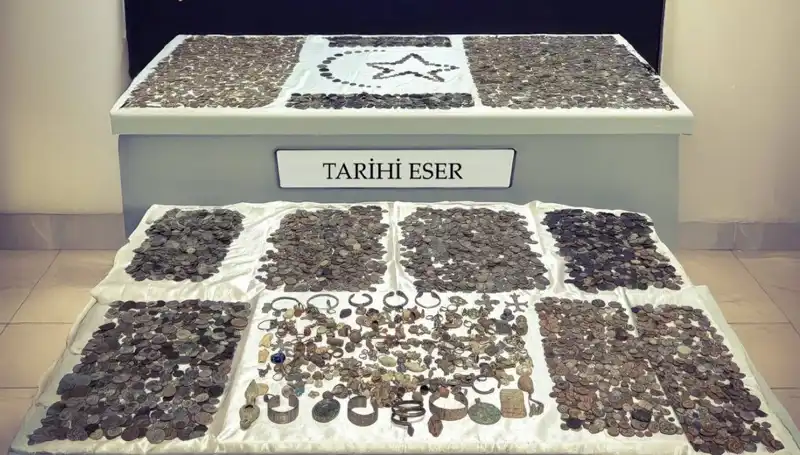 Sınırda Şok Ayrıntılar: 12 Bin 770 Tarihi Eser Ele Geçirildi!