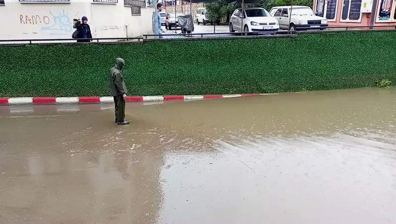 Aydın'da Yağmur Alarmı: Alt Geçit Su İle Dolu!
