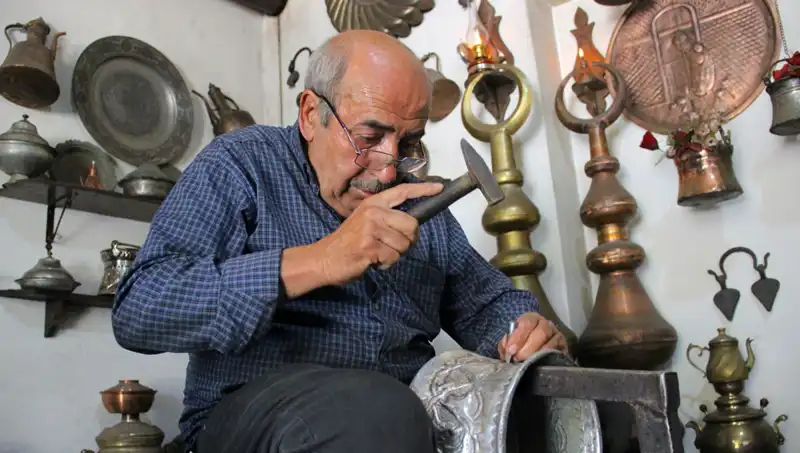 Yarım Asırlık Bir Yolculuk: El Sanatlarıyla Hayat Bulan Bir Hikaye
