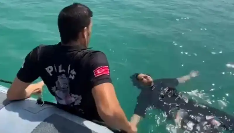 Baraj Gölünde Yaşanan Dram: Gemi Adamları Hayatları Kurtardı