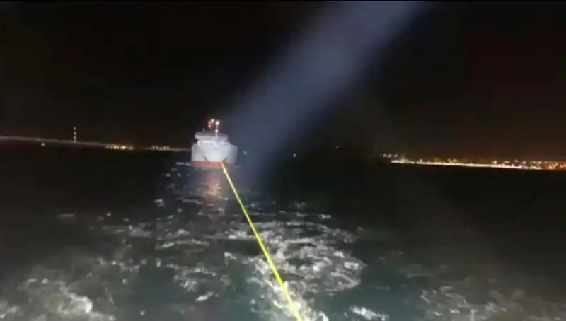 Çanakkale Boğazı'ndaki Gemi Arızası: Lojistikte Yeni Zorluklar mı Bekleniyor?