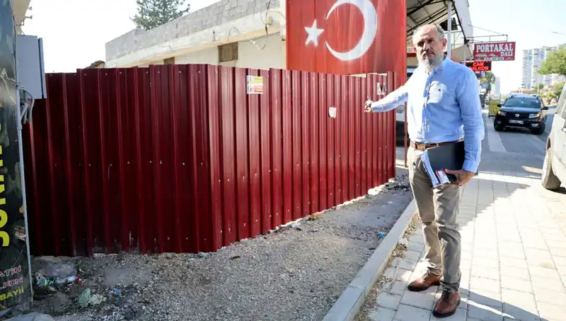 Tapulu Arazim! Sokağın Girişini Kapatacak Kadar İnatçı Bir Eylem