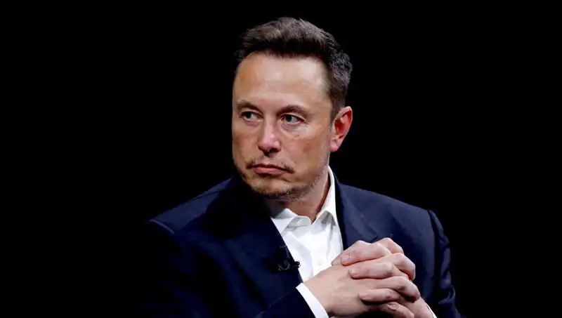 Robot Cerrahlar Gelecek, Musk'tan Çarpıcı Açıklamalar Geldi