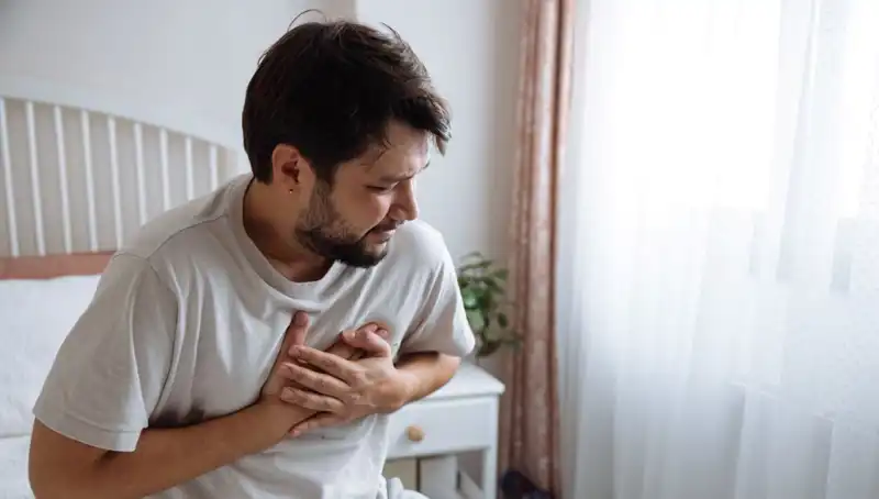Sabahları Ortaya Çıkan Bu Belirti Kalp Hastalığına İşaret Edebiliyor