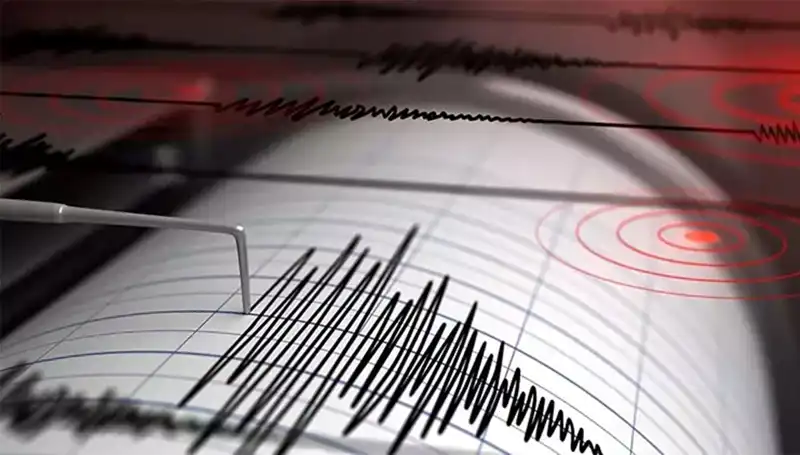 Bodrum'da 4,1 Büyüklüğünde Deprem: Vatandaşlar Panik İçinde