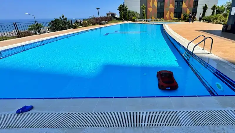 Samsun'da Kentin Gözleri Önünde 4 Yaşındaki Çocuk Akülü Arabasıyla Havuzda Kayboldu