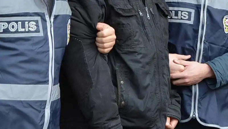 Bursa'da Kaçak Sigara Üretimi: Dört Şüpheli Gözaltında