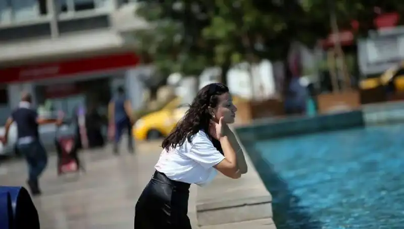 Cizre'de Termometreler 49.1 Dereceyi Gösterdi: Sıcaklık Rekoru