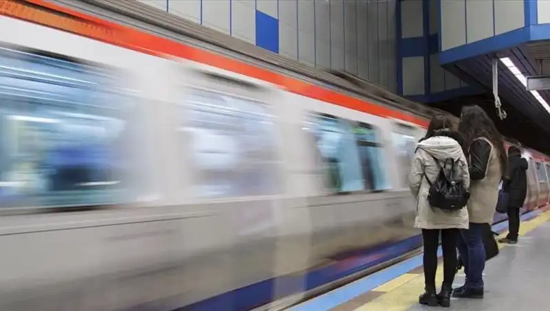 İstanbul'da 1 Mayıs: Kapalı Duraklar Açıldı mı, Valilik Kararları Neler?