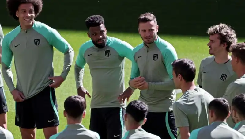 Türkiye'ye Transfer Olan Yıldız Futbolcu: Kimdir ve Ne Beklemeliyiz?