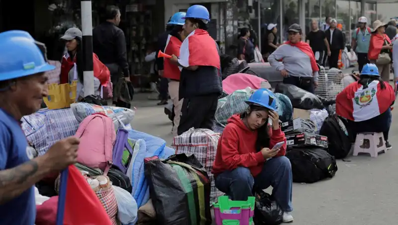 Peru'da Madenciler Sokakları Kapladı: Grev ve Eylemler Düşünceleri Sarstı