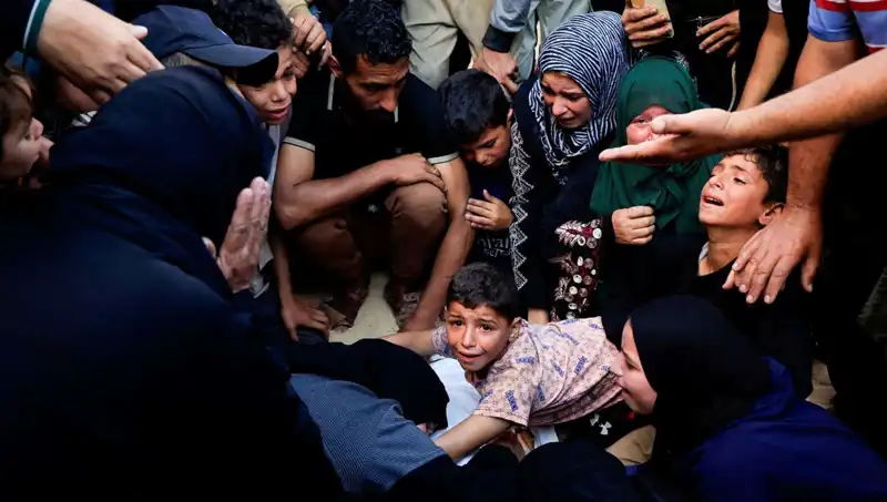 Gazze'deki İnsanlık Dramı: İsrail Ordusu Sivilleri Hedef Almayı Sürdürüyor