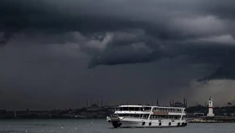İstanbul ve Çevresinde Sağanak Yağış Alarmı: Hava Durumunu Kaçırmayın