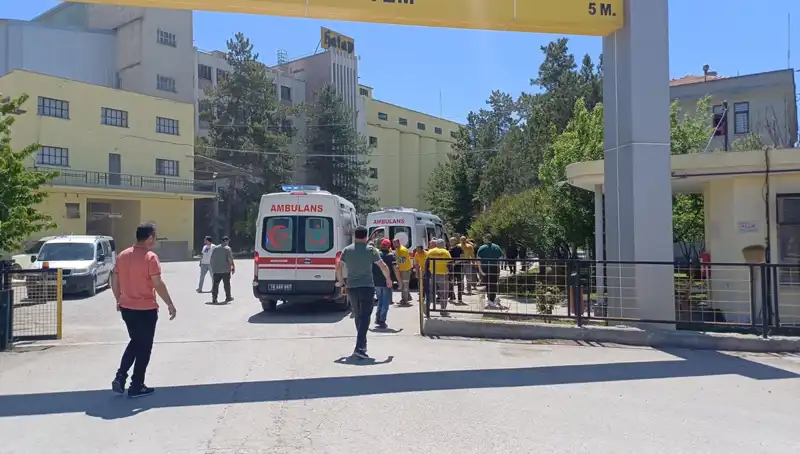 Çorum'daki Un Fabrikasındaki Patlama: Biri Ağır, 9 Yaralı!