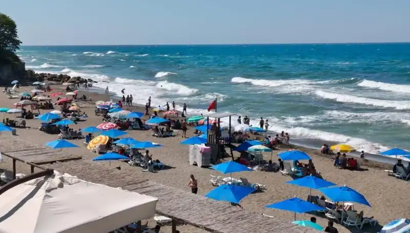 Akçakoca'da Denizde Yasağa Neden Olan Olaylar ve Son Gelişmeler