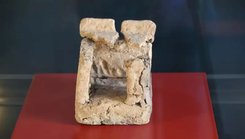 Dünyanın İlk Maket Ev Yapısı, Diyarbakır Müzesi'nde Ziyaretçilerini Bekliyor!